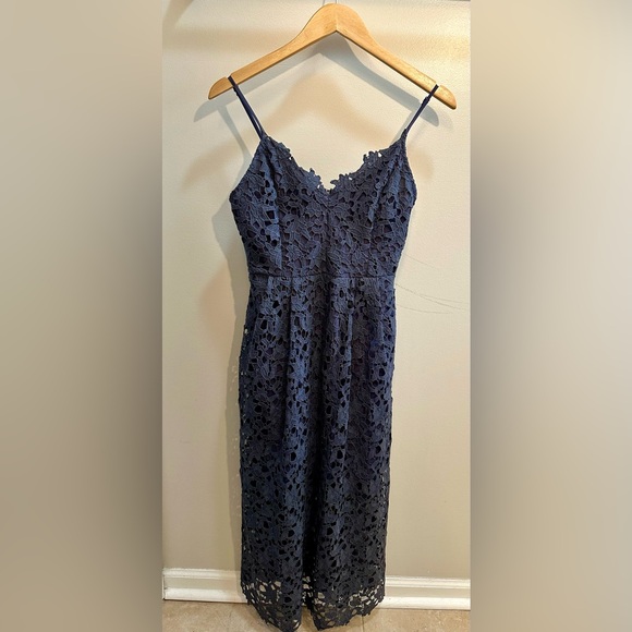 Astr Navy Blue Lace Midi Dress - Picture 4 of 11